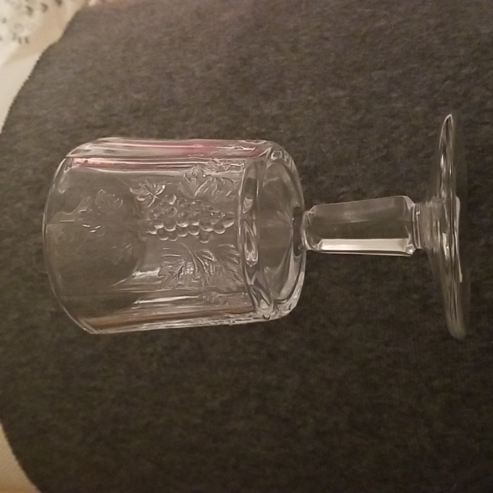 Water Gables - Picture 2 of 2